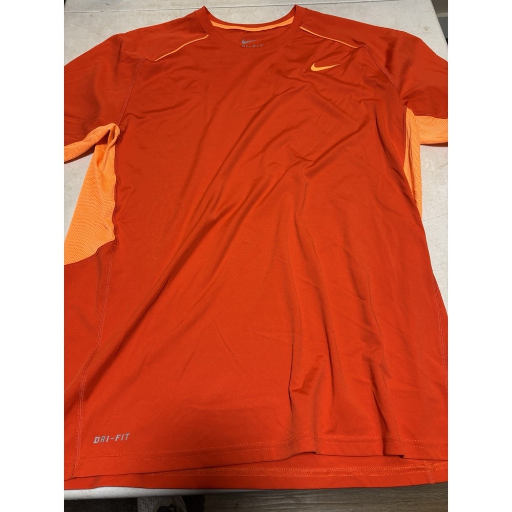Nike Dry Fit‎ T-shirt Size L Orange Red